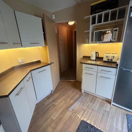 Fulmar 43 ~ Parkdean Holiday Resort Горад Грэйт Ярмут Екстериор снимка