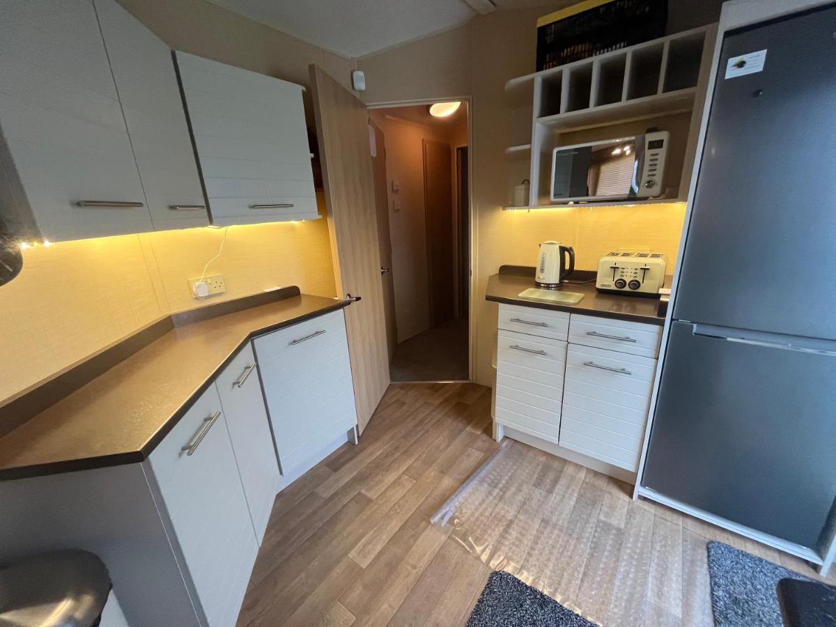 Fulmar 43 ~ Parkdean Holiday Resort Горад Грэйт Ярмут Екстериор снимка